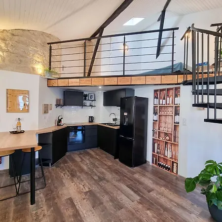 Duplex Le Chai De L'abreuvoir 아파트